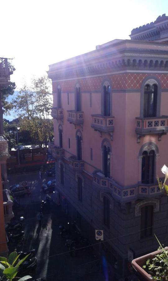 In Via Roma Bed and Breakfast Salerno Eksteriør billede